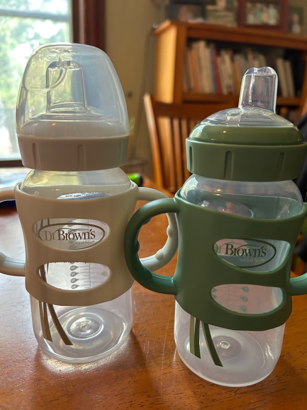 Dr. Brown's Wide-Neck Sippy Bottle 2-Pack in Green & Beige - Picture 2 of 2